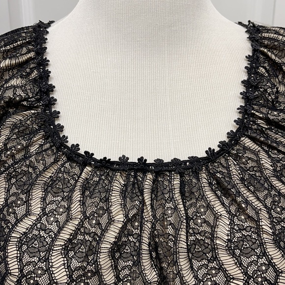 Willi Smith Black Lace Top Small - Picture 2 of 9